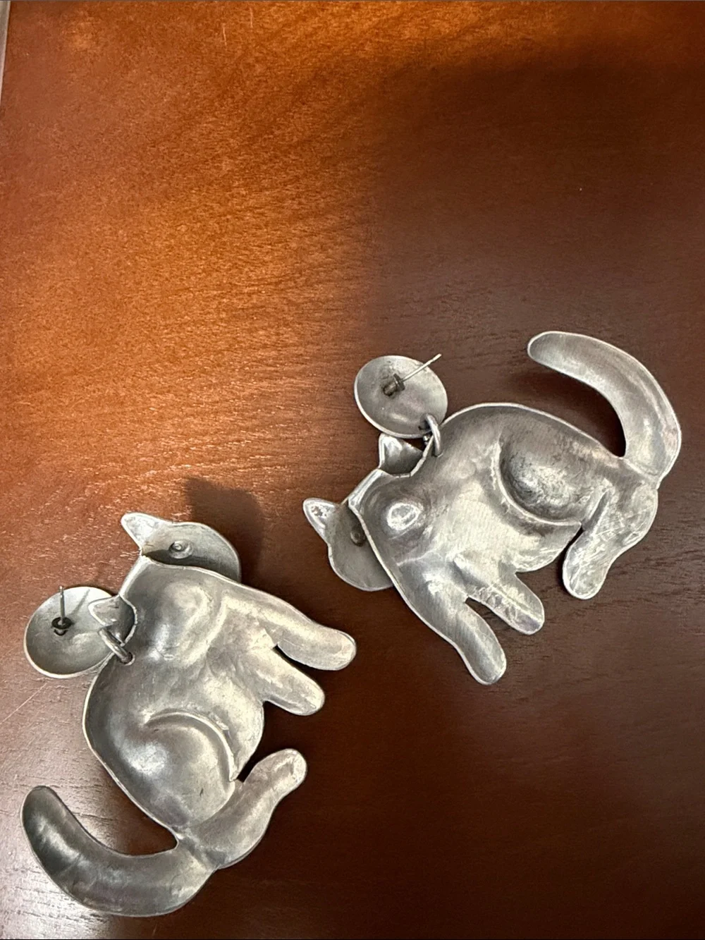 Ultra Lite Silver Cat Dangle Earrings 1990’s